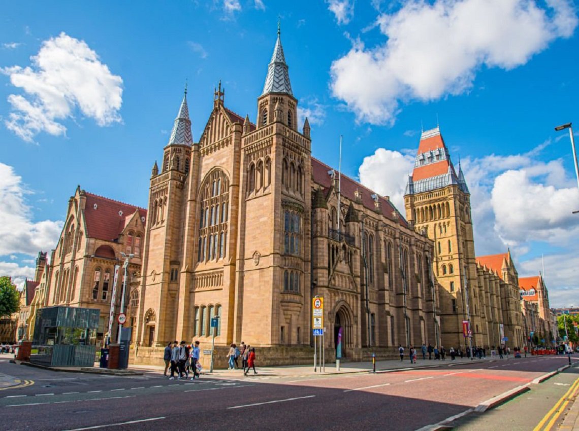 universities-in-manchester